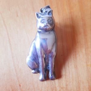 Large Sterling Silver Sitting Cat Pendant.